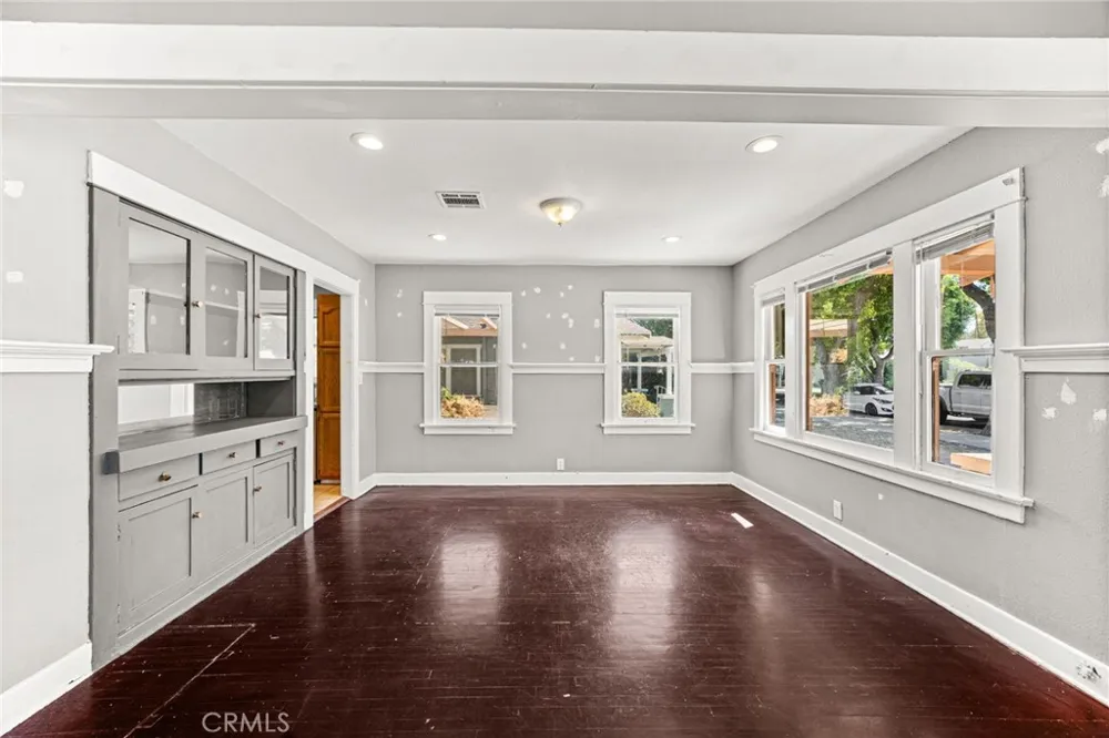 316 Newell Place Fullerton, CA 92832