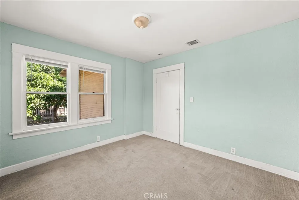 316 Newell Place Fullerton, CA 92832