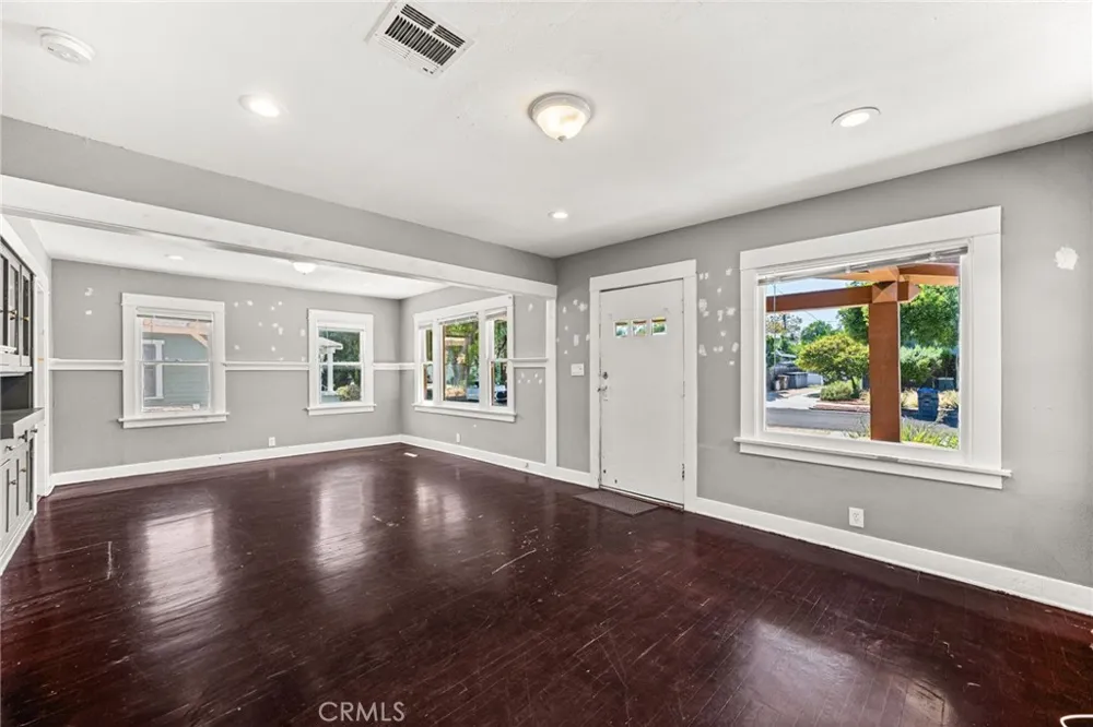 316 Newell Place Fullerton, CA 92832