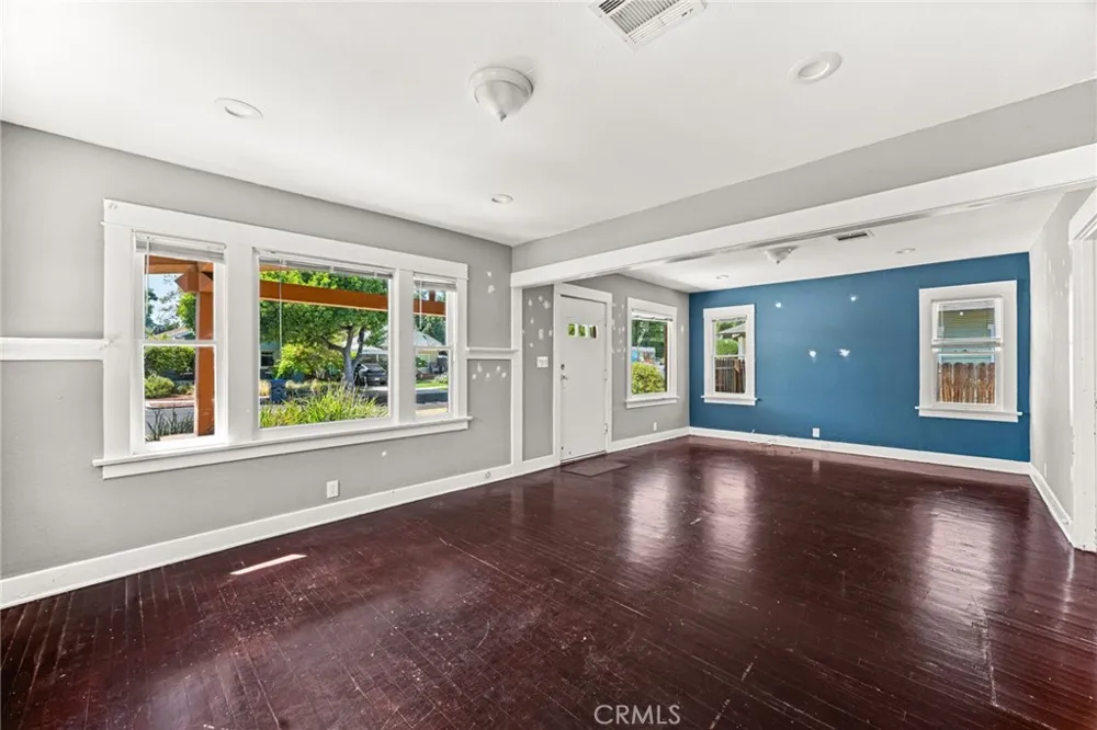 316 Newell Place Fullerton, CA 92832