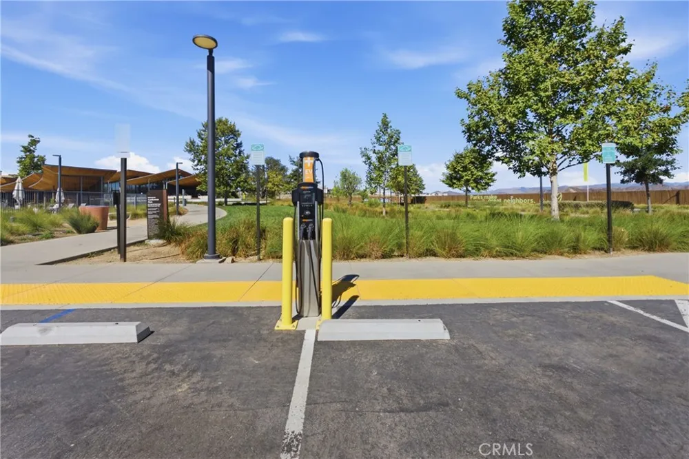 26729 Blue Hills Lp Valencia, CA 91381