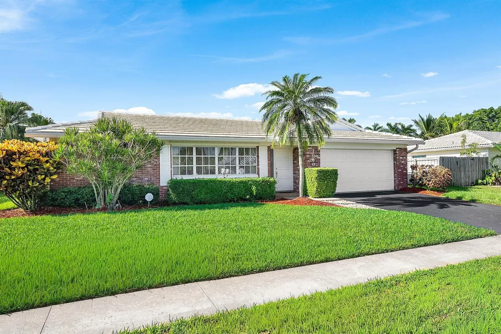 1060 NW 9th Street Boca Raton, FL 33486
