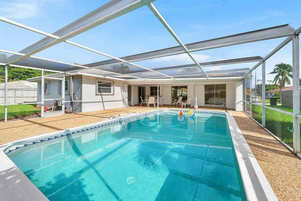 1060 NW 9th Street Boca Raton, FL 33486