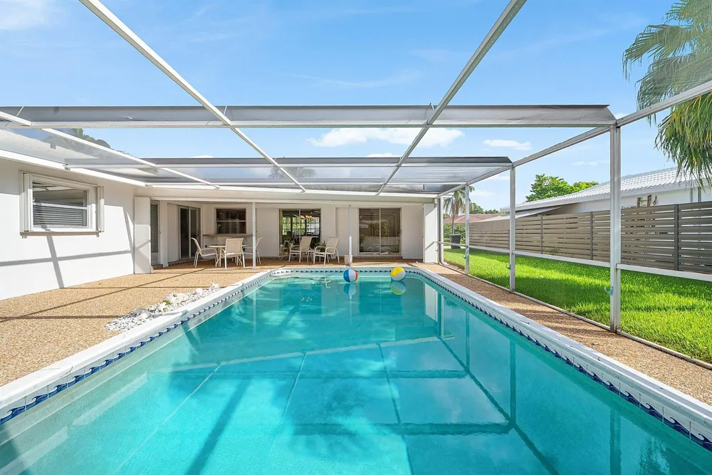 1060 NW 9th Street Boca Raton, FL 33486