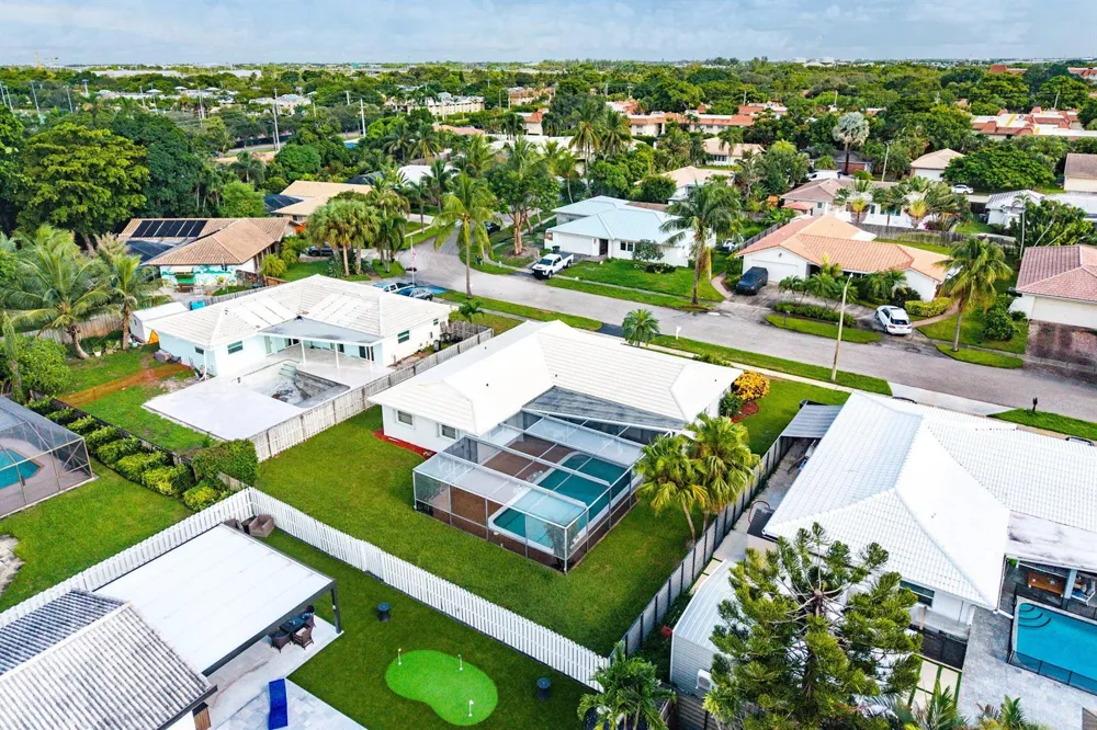 1060 NW 9th Street Boca Raton, FL 33486