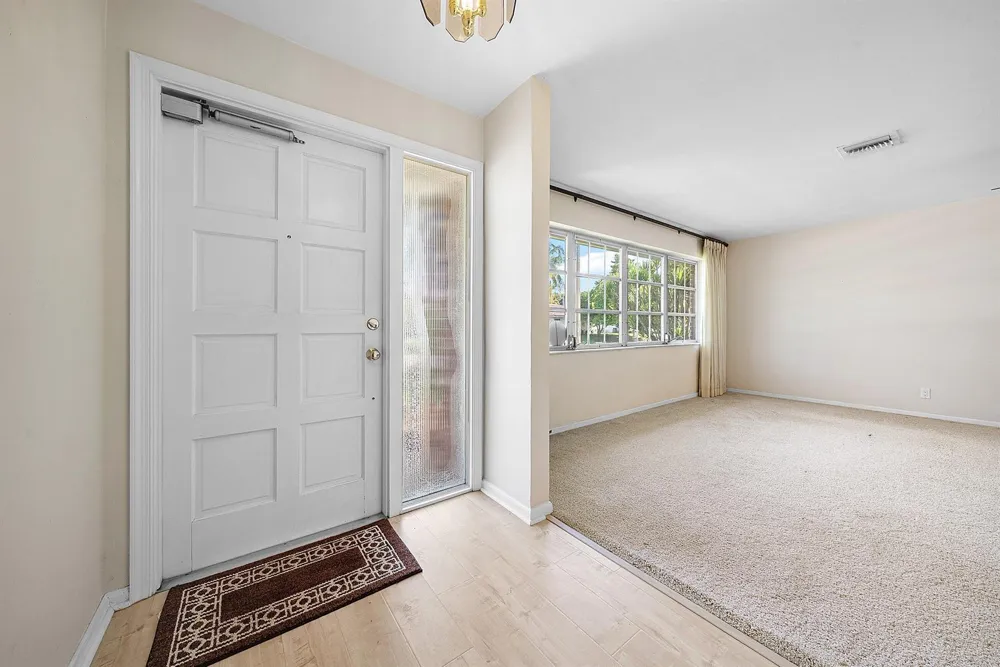 1060 NW 9th Street Boca Raton, FL 33486
