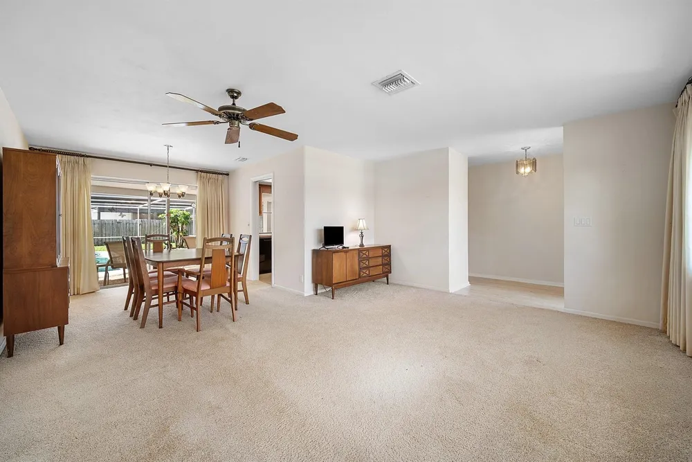 1060 NW 9th Street Boca Raton, FL 33486