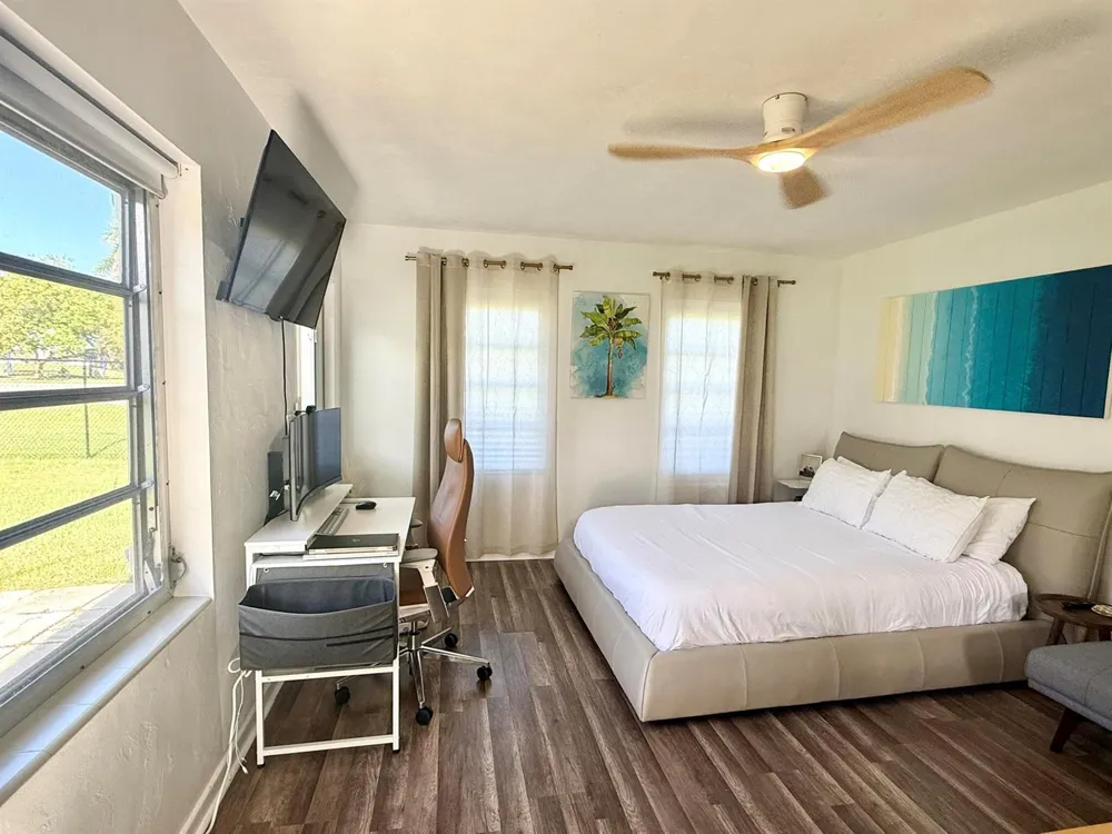 651 Oak Street Boynton Beach, FL 33435