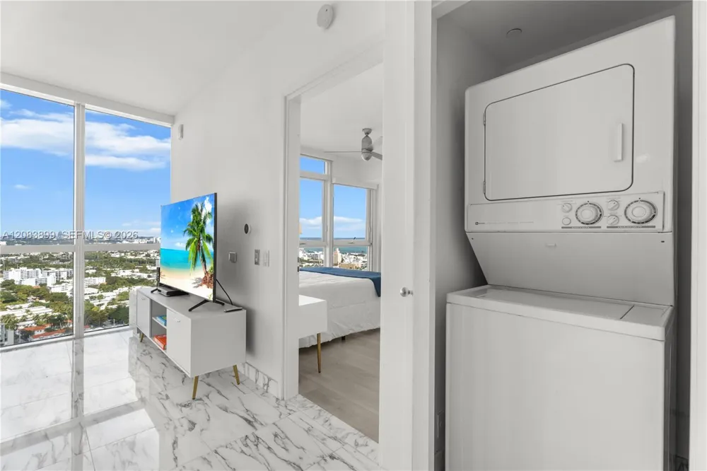 450 Alton Rd #3008 Miami Beach, FL 33139