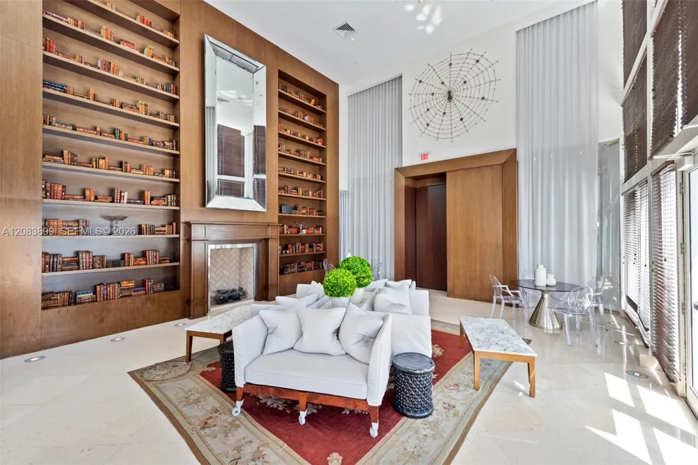 450 Alton Rd #3008 Miami Beach, FL 33139