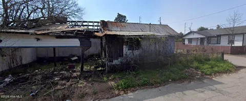 1005 Kent Street