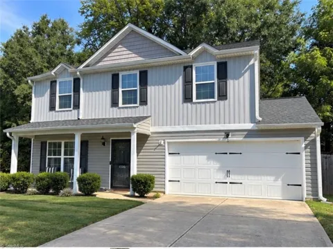 4506 Stephen Oaks Way
