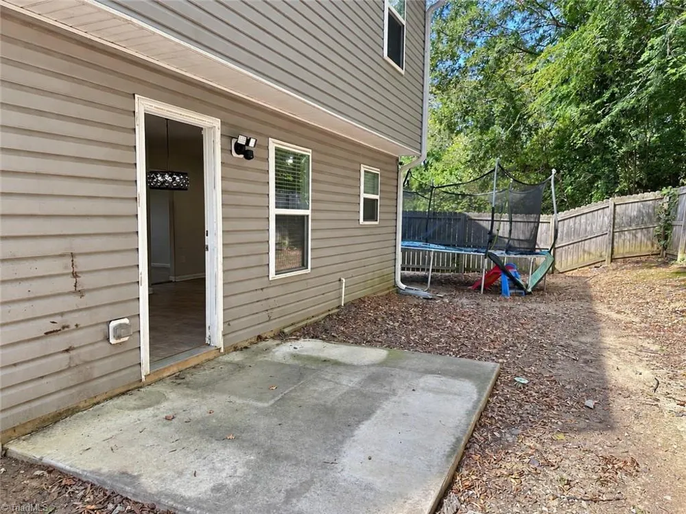 4506 Stephen Oaks Way Greensboro, NC 27405