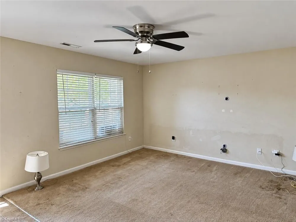 4506 Stephen Oaks Way Greensboro, NC 27405