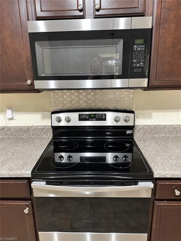 4506 Stephen Oaks Way Greensboro, NC 27405