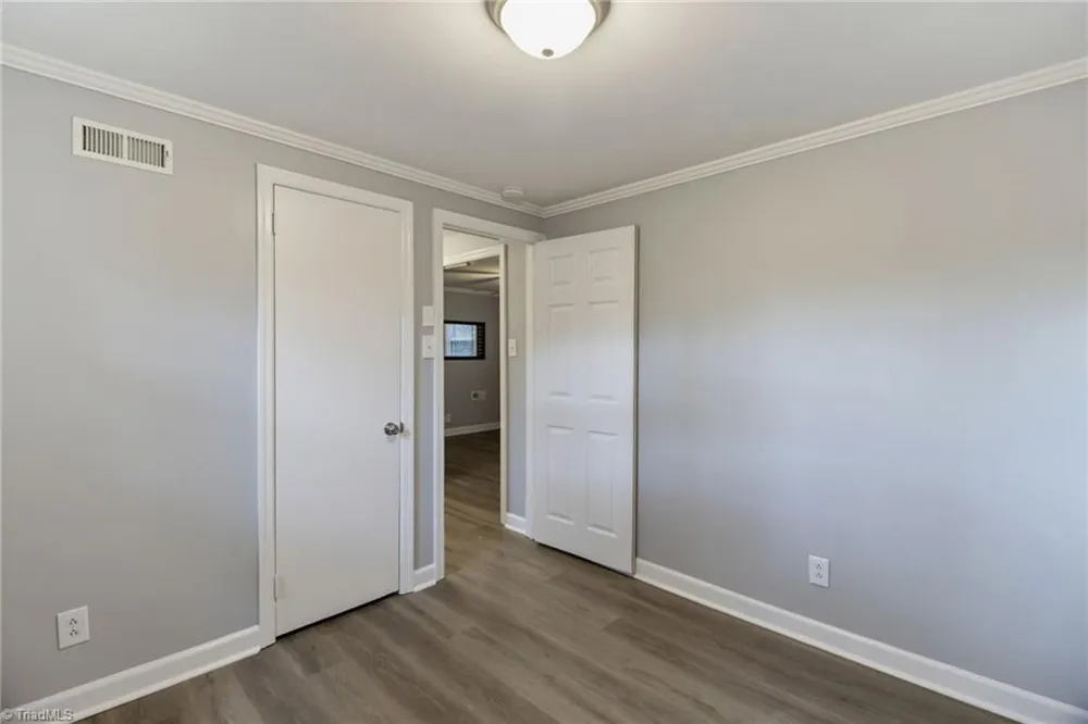 201 Wedgewood Drive Jamestown, NC 27282
