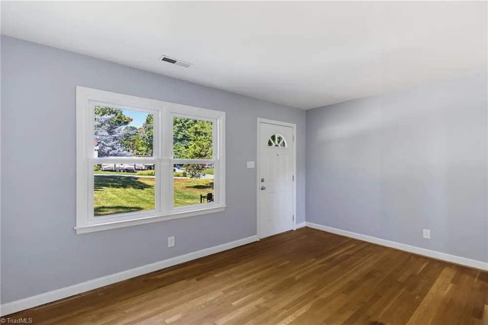 201 Wedgewood Drive Jamestown, NC 27282
