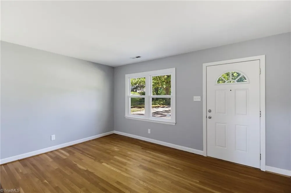 201 Wedgewood Drive Jamestown, NC 27282