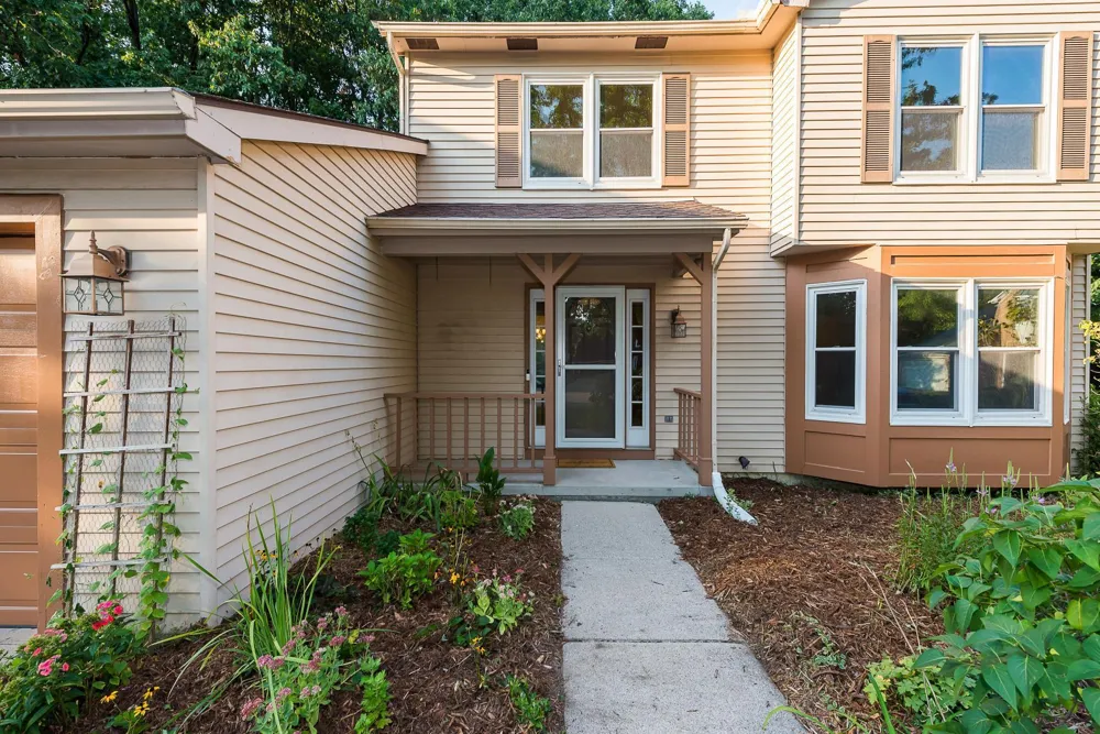 312 Burr Oak Drive Ann Arbor City, MI 48103