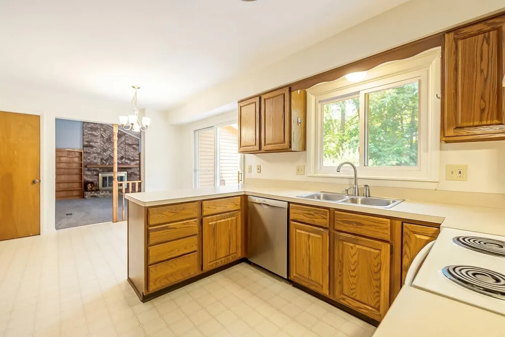 312 Burr Oak Drive Ann Arbor City, MI 48103