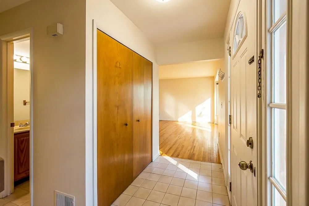 312 Burr Oak Drive Ann Arbor City, MI 48103