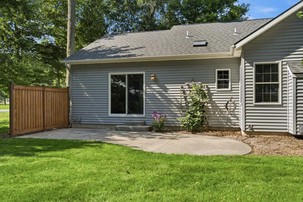 6143 Sunshine Avenue Prairie Ronde Township, MI 49087