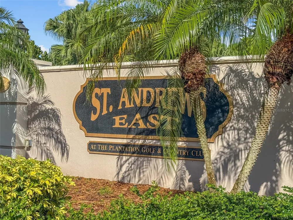1632 LANCASHIRE DRIVE Venice, FL 34293