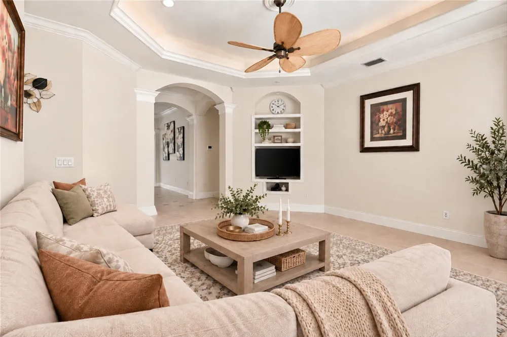 1328 THORNAPPLE DRIVE Osprey, FL 34229