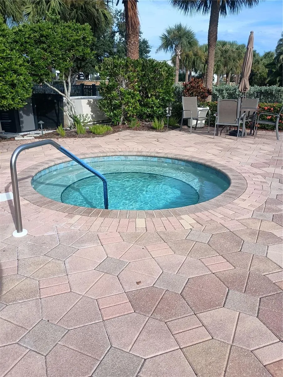 1328 THORNAPPLE DRIVE Osprey, FL 34229