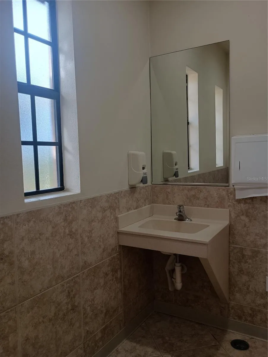 1328 THORNAPPLE DRIVE Osprey, FL 34229