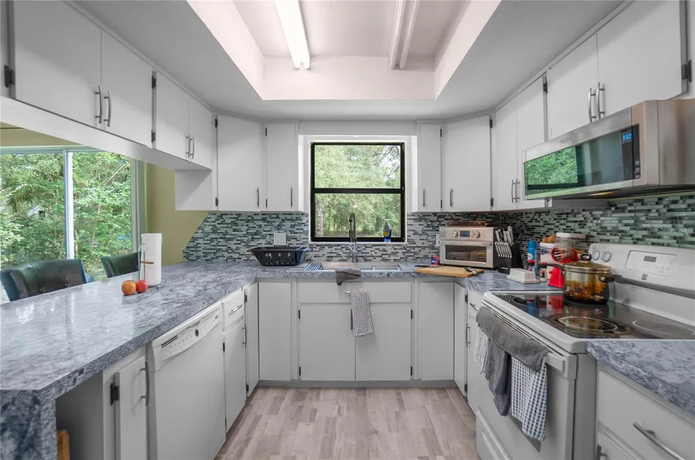 2925 W BIRDS NEST DRIVE Beverly Hills, FL 34465