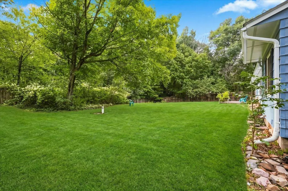 359 Briar Lane Taylors Falls, MN 55084