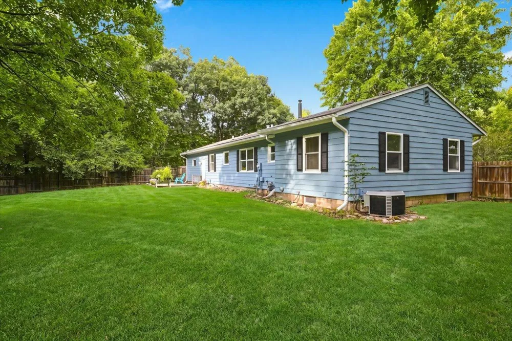 359 Briar Lane Taylors Falls, MN 55084