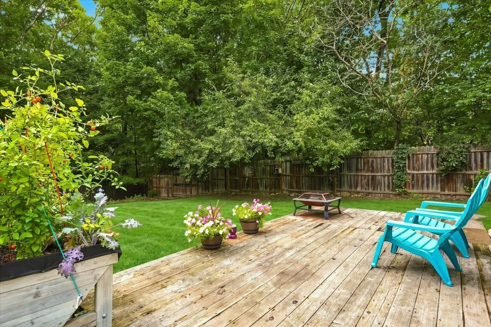 359 Briar Lane Taylors Falls, MN 55084