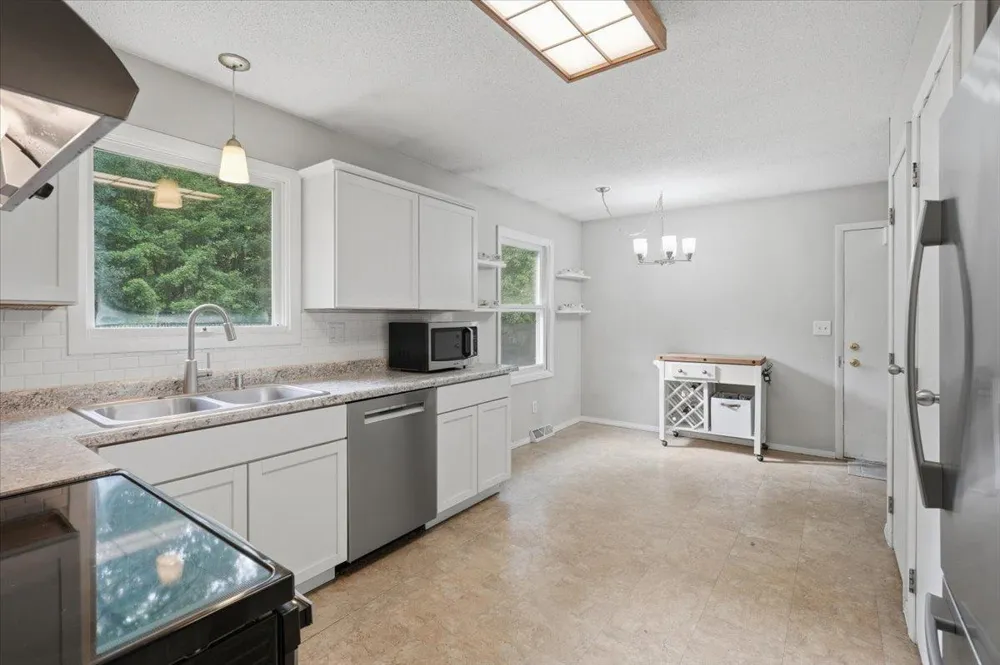 359 Briar Lane Taylors Falls, MN 55084