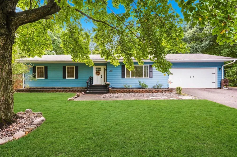 359 Briar Lane Taylors Falls, MN 55084