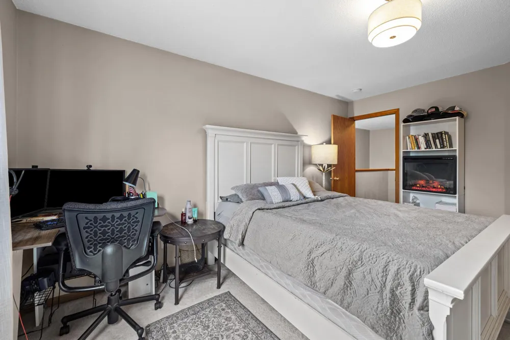 9220 Merrimac Lane Maple Grove, MN 55311