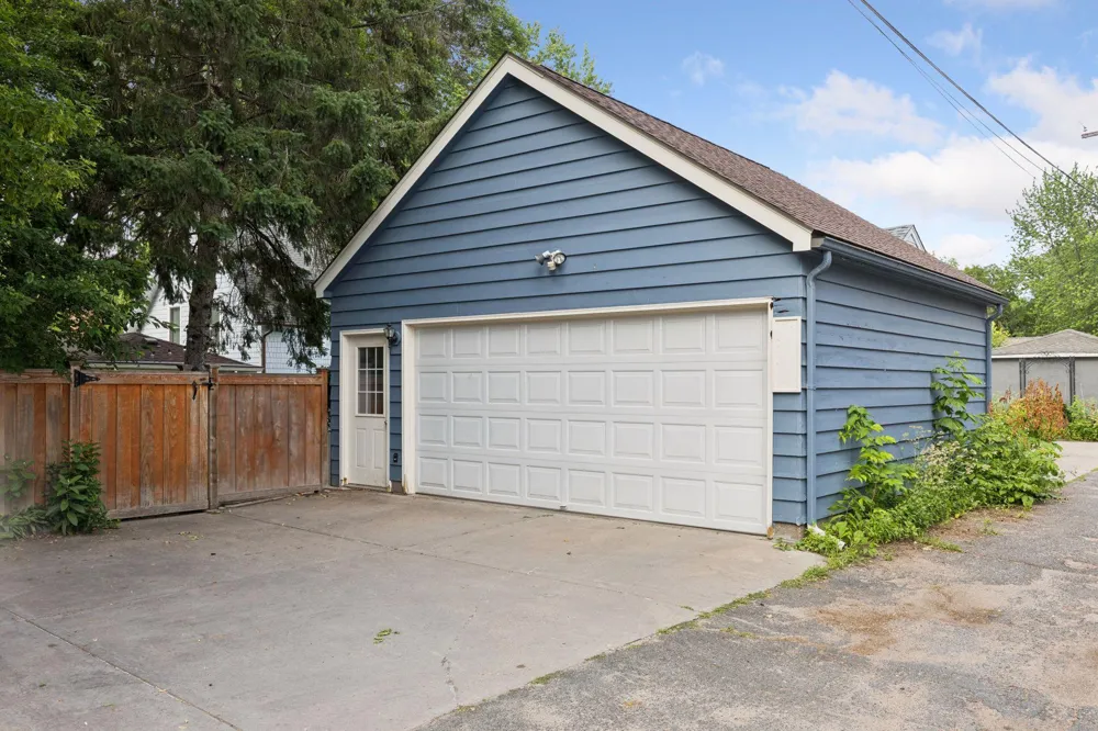 2911 W 54th Street Minneapolis, MN 55410