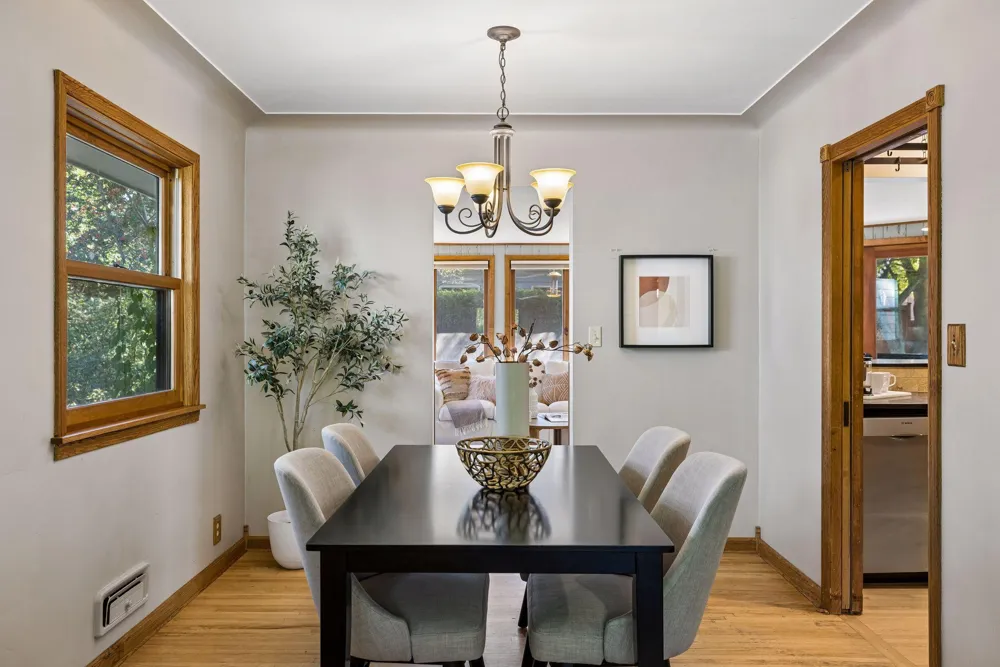 2911 W 54th Street Minneapolis, MN 55410
