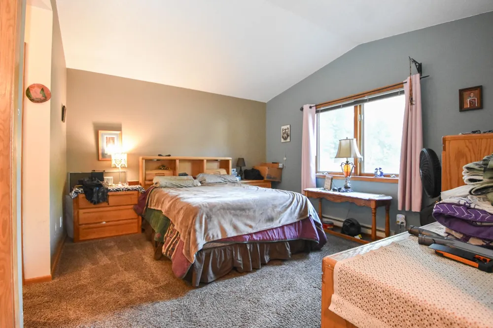 1630 11 AVENUE S Fargo, ND 58103