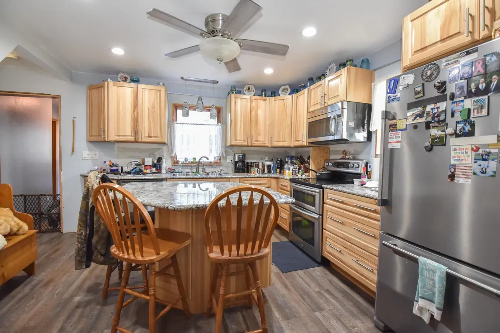 1630 11 AVENUE S Fargo, ND 58103