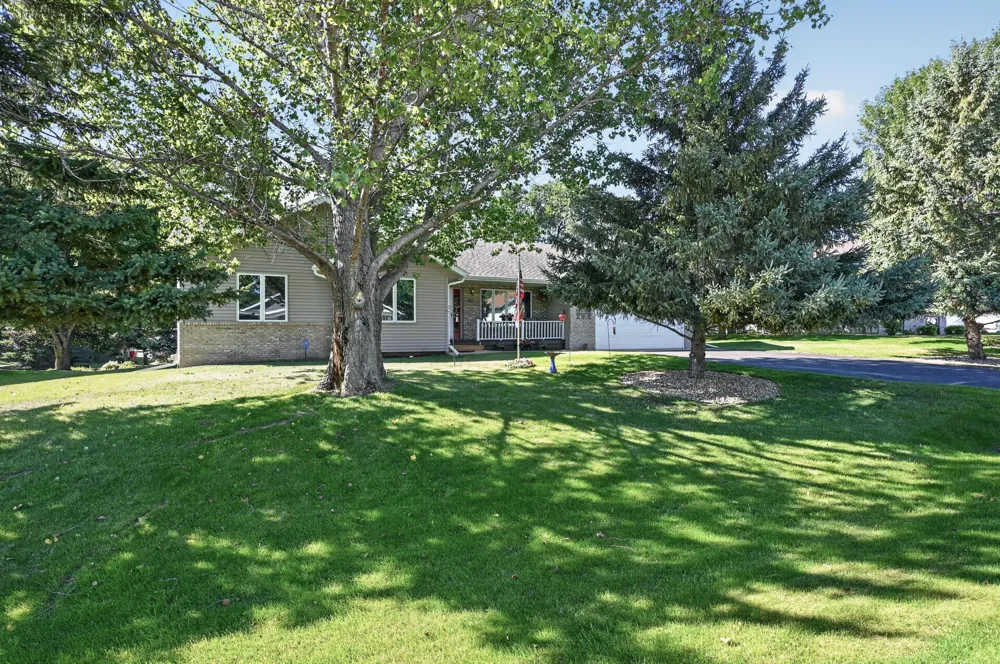 1108 Lochmist Lane NW Alexandria, MN 56308