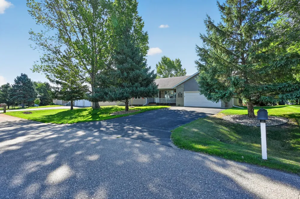 1108 Lochmist Lane NW Alexandria, MN 56308