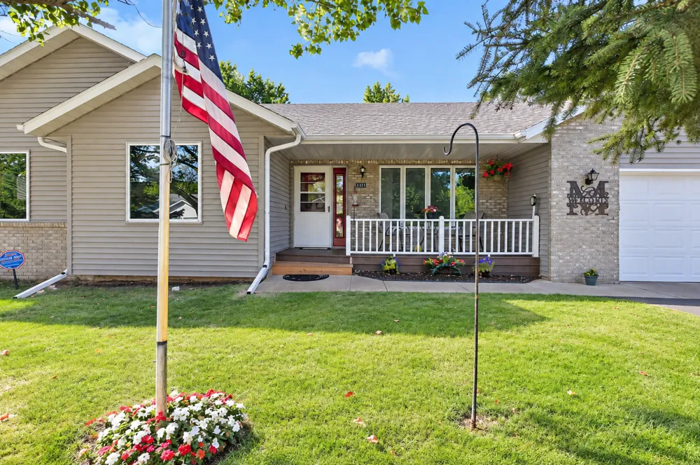 1108 Lochmist Lane NW Alexandria, MN 56308