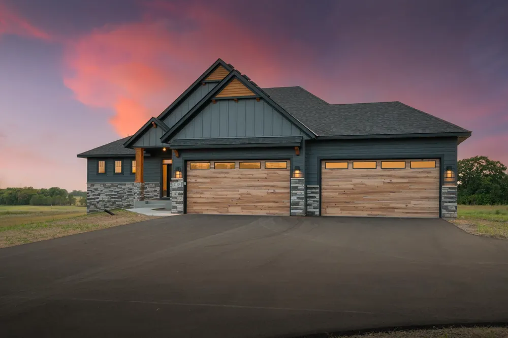 L7 B1 238th Avenue NW Zimmerman, MN 55398