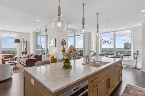 1111 W River Parkway #18D