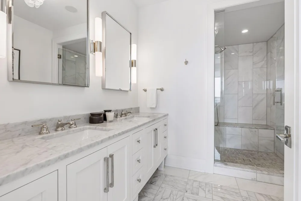 1111 W River Parkway #18D Minneapolis, MN 55415