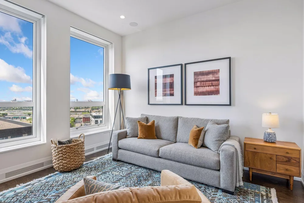 1111 W River Parkway #18D Minneapolis, MN 55415