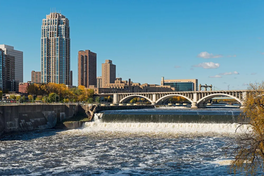 1111 W River Parkway #18D Minneapolis, MN 55415