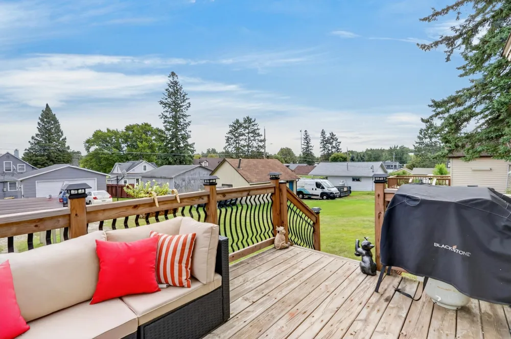 204 Dudley Avenue Coleraine, MN 55722